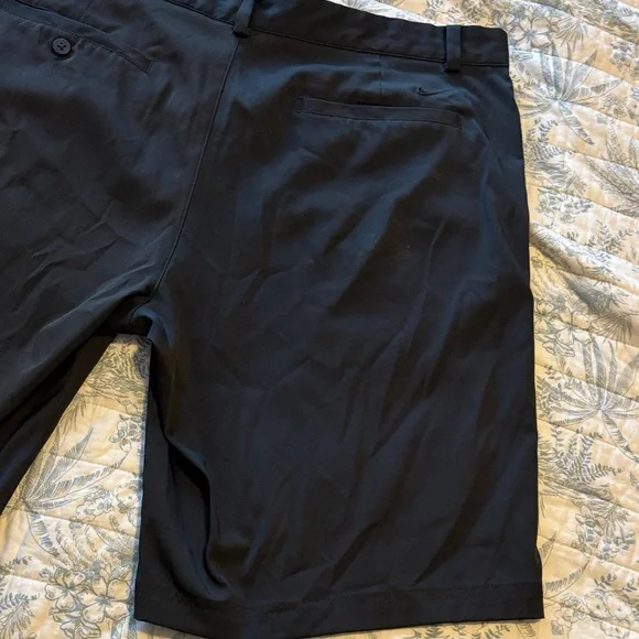 Nike Men's Golf  Black Performance Shorts - Picture 8 of 10